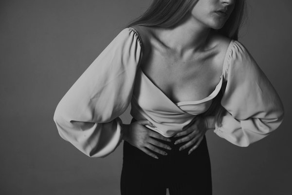 Ultimate Guide to Achieving a Flawless Silk Press: Essential Tips for Maintaining Smooth Natural Hair in Humidity!