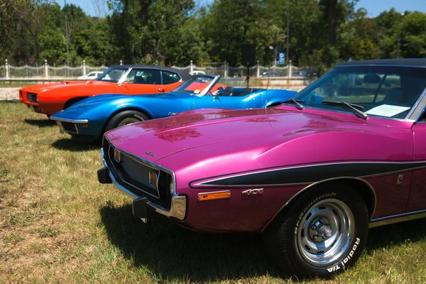 Elevate Your Office Style: 10 Essential Wardrobe Must-Haves for a Chic and Professional Look